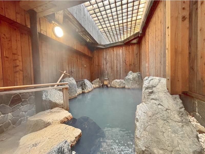 女性-乙羽の湯・男性-誌仙の湯