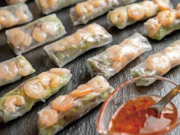 【夕食ビュッフェ/例】和食や洋食、エスニック料理などもご用意！