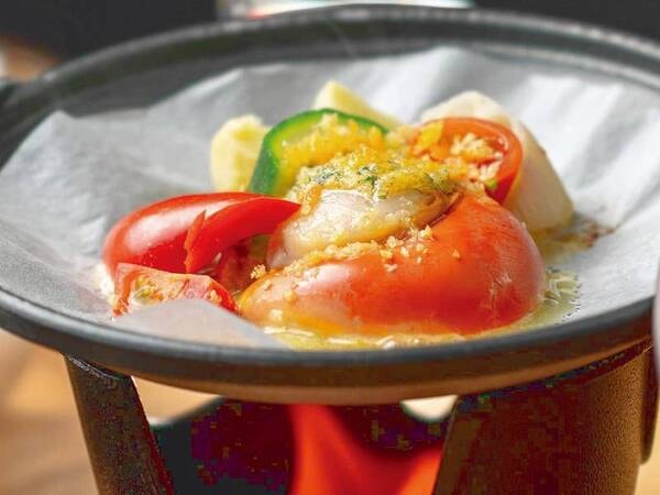 夕食:彩り箱/例