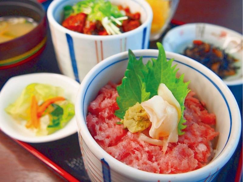 「スパラウンジ」～ネギトロ丼～