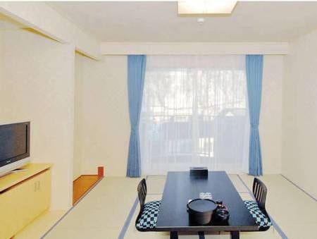 【オホーツク海眺望の和室(8畳)/例】清潔感ある畳のお部屋でゆっくりお寛ぎ下さい