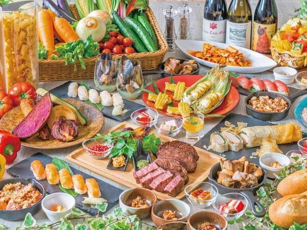 【夕食/例】地産地消と旬にこだわった、約60種の豊富なラインナップ