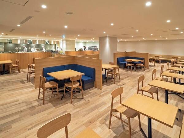 【お食事会場】広々した会場で北海道の幸を満喫