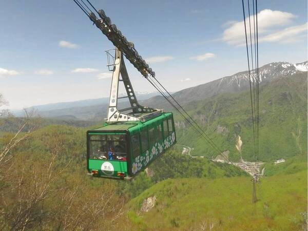 【周辺観光】黒岳ロープウェイ/層雲峡の渓谷や大雪山連邦の雄大な風景を一望！
