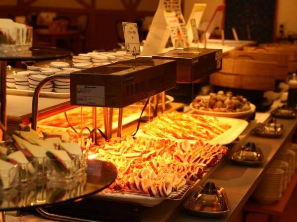 【夕食/例】季節の新作料理をバイキングで
