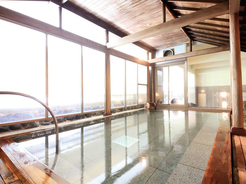 地下１階大浴場/檜風呂