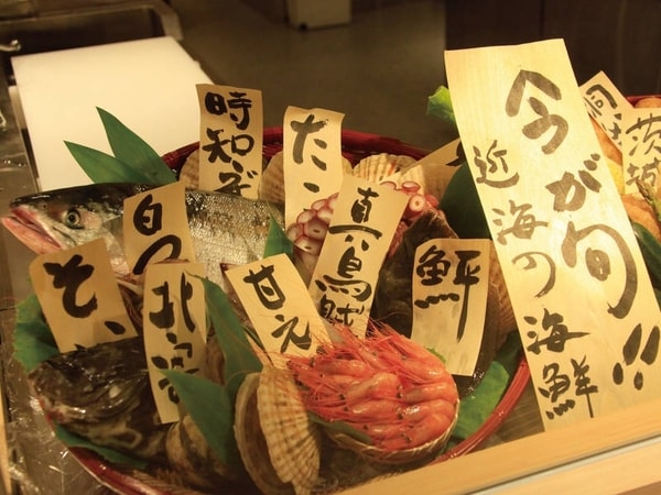 【夕食バイキング/例】旬の魚介を取り揃えております！