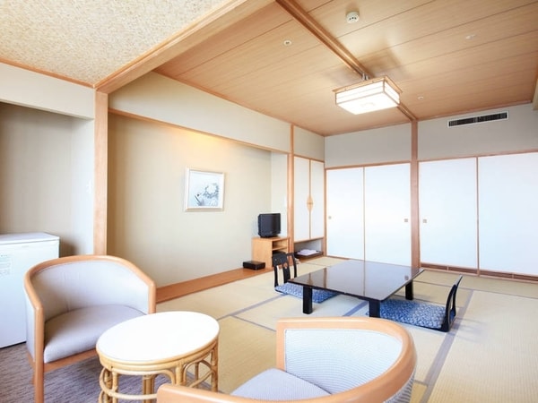 【客室/例】街側眺望和室