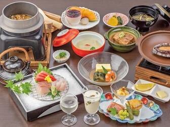 熱海の料理が美味しい 食事が豪華 口コミ高評価の温泉旅館 宿 22年最新 ゆこゆこ 熱海の料理が美味しい 食事が豪華 口コミ高評価の温泉旅館 宿 22年最新 ゆこゆこ