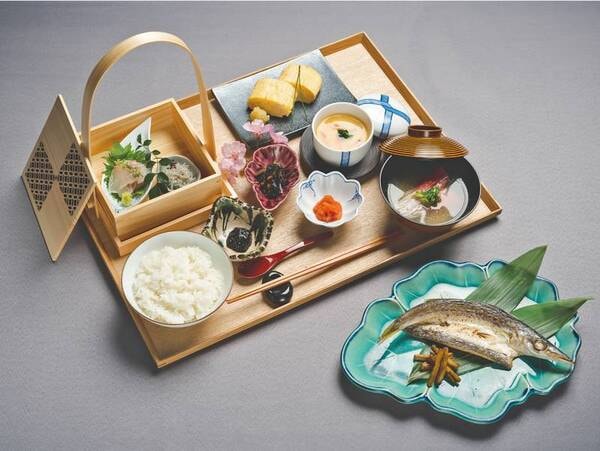旬の焼魚と出汁巻き玉子の和朝食/例