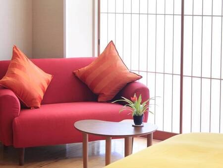 【洋室ツイン】スタイリッシュな内装（一例）