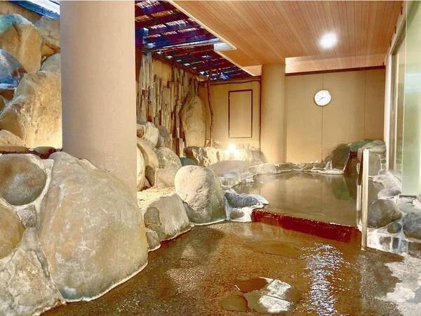 風雅の湯 露天風呂
