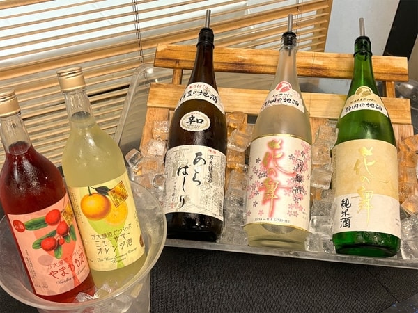 【夕食／例】種類豊富で彩り豊かな和洋中バイキング。さらにアルコールやソフトドリンクの飲み放題付（90分制）！