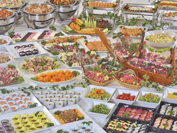 【夕食/例】約50種の和洋中バイキング&飲み放題