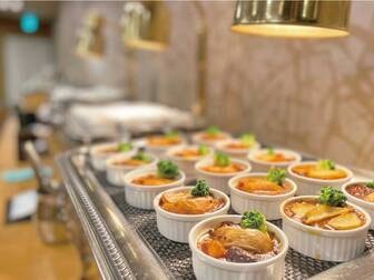 伊東園ホテル稲取／【夕食一例】飲み放題付バイキング