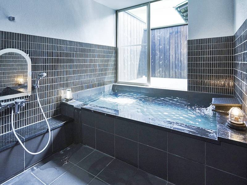 貸切風呂「石風呂」