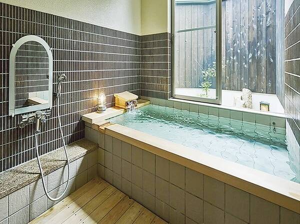 貸切風呂「檜風呂」