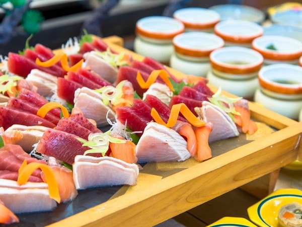 【夕食ブッフェ/例】季節のお造り