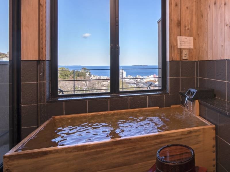 【客室風呂/例】お部屋によって異なるタイプの湯舟をご用意しております。※大浴場はございません。