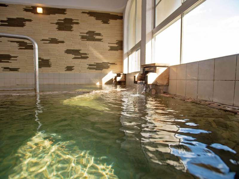 【内湯】地元でもご好評の湯を満喫