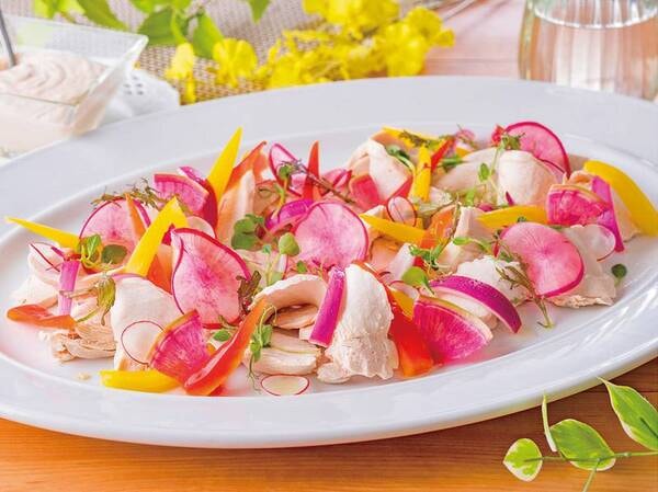 2023年春の創作グルメバイキング / 鶏胸肉と彩り野菜のトンナート※例