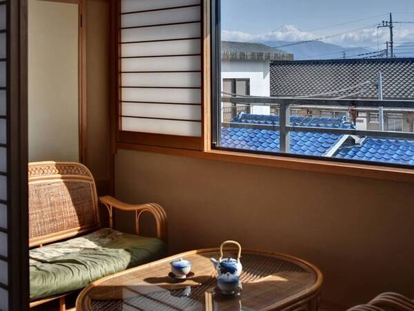 *［二間続き一例］富士山を望める客室も一部ございます