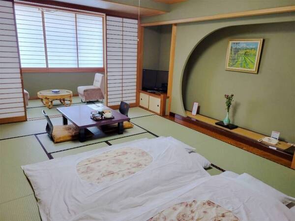 *［和室12畳一例］シンプルながらも清潔感があり落ち着いた雰囲気の客室です
