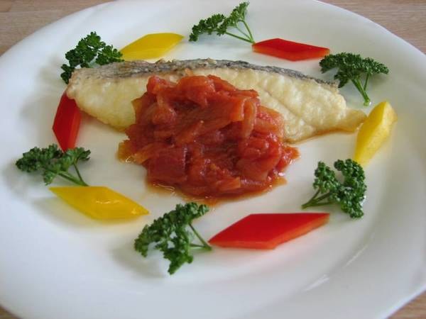 【洋食コース料理/例】魚料理の一例