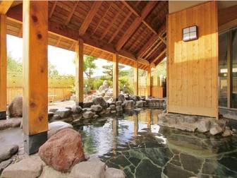 蓼科東急ホテル／【露天風呂/鹿山の湯】心地より風を感じながら湯浴み