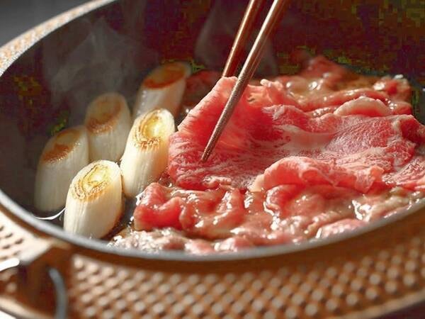 7/1より「大江戸三ツ星バイキング」開始! 黒毛和牛のすき焼き風