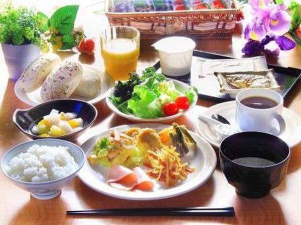 【朝食一例】朝はやっぱりちゃんとごはん！朝食バイキング無料サービス