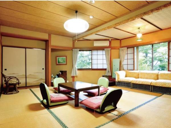 【4名和室/例】箱根登山鉄道のスイッチバックが眺められる唯一の客室