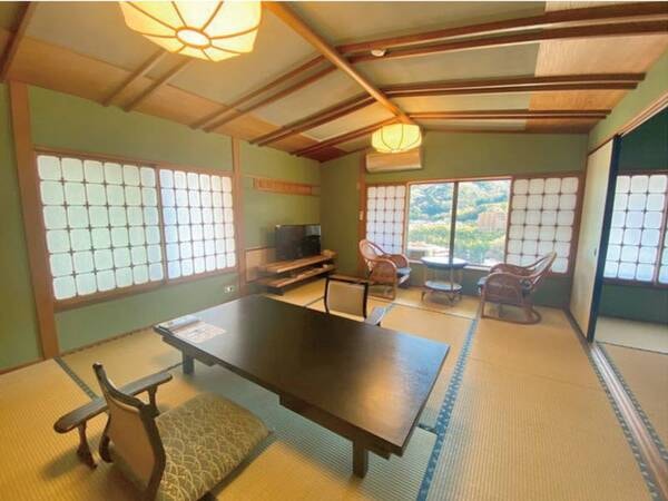 数奇屋造り（10畳+6畳）和室◇禁煙◇