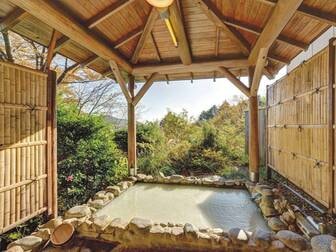 箱根強羅温泉 瑞の香り/【貸切風呂/有料】白濁とした「にごり湯」を常に新鮮な状態でかけ流し