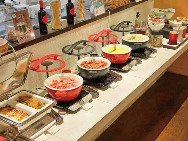 【おいしくて健康なしっかりとした朝食/一例】美味しい×ヘルシーを両立した“Eatwell”な朝食をお楽しみください。