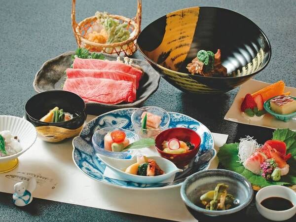 【選べる黒毛和牛会席/例】地元食材をふんだんに使用した夕食