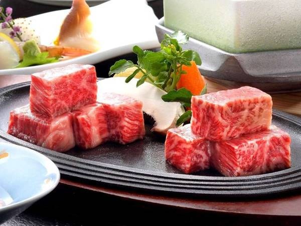 山形牛と米沢牛ステーキの食べ比べコース/一例