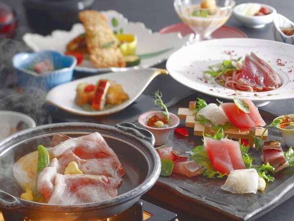 【季節の会席/6~8月一例】三田ポークの陶板焼・太刀魚香草揚げ・コシヒカリ白米と熊野牛しぐれ煮等/お造りは2名盛/例