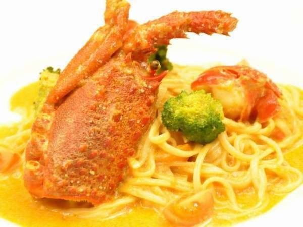 今治国際ホテルの グレードアップ夕食 朝食付きプラン 夕食会場 洋食レストラン ラセール 7 909円 禁煙新館ツイン シングルユース満室時消臭 ゆこゆこ