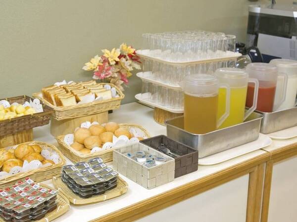 朝食バイキングイメージ(みどりやにて)