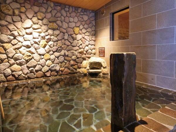 男湯（強冷水風呂）