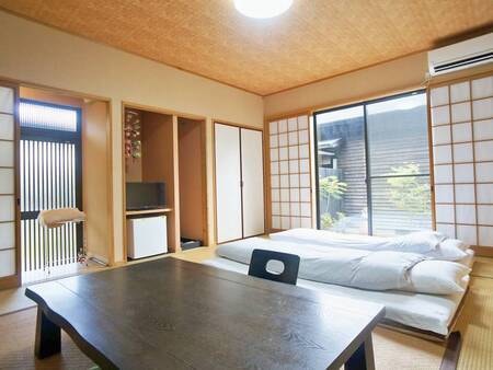 【客室ゆふ/例】全室離れで専用半露天風呂付き。清潔感溢れる10畳和室