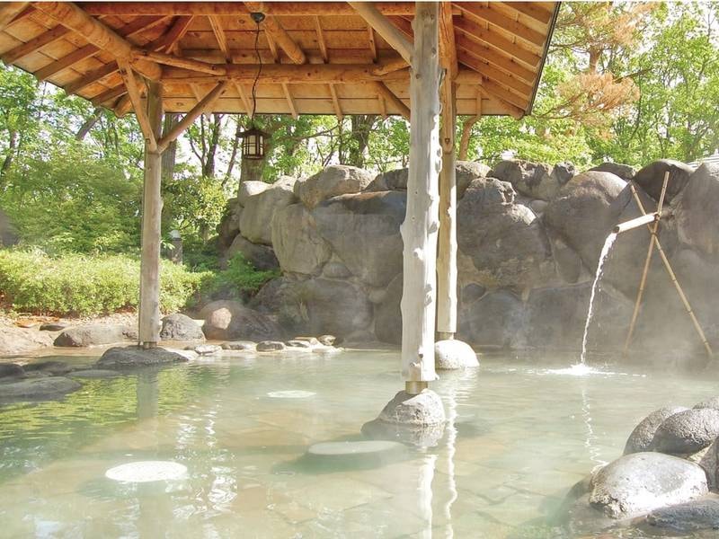 露天風呂（薬師の湯）