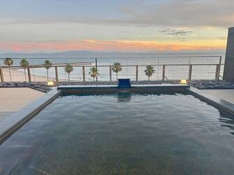 澄江　知多／2025年7月「屋上露天風呂　天上の湯」が完成いたしました。伊勢湾の一望できる屋上の解放感あふれる空間で潮風を感じながら癒しのひと時をお楽しみください。是非ご利用ください。