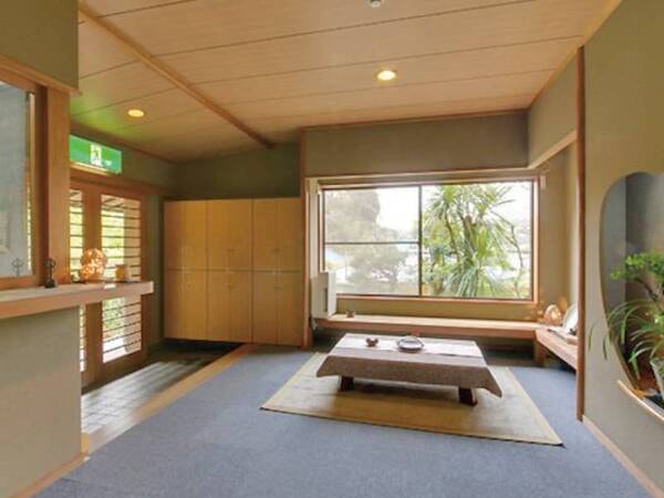 フロント・ロビー