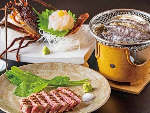 伊勢海老･伊豆牛･鮑から1つ選択／写真一例
お一人様ずつ「伊勢海老1尾」「アワビ１つ」「伊豆牛フィレステーキ」から1品を予約時に選択可能♪