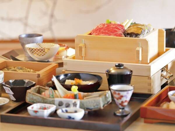 夕食/例 器にも工夫がいっぱい