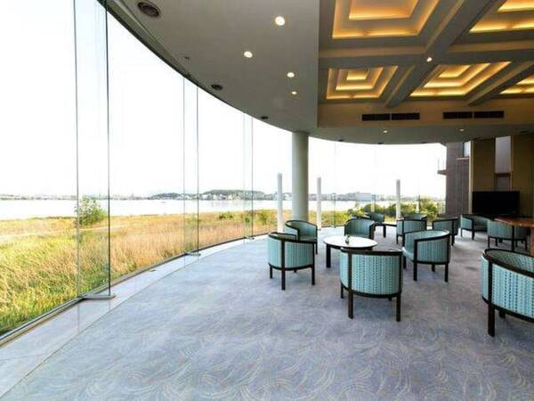 【パノラマロビー】