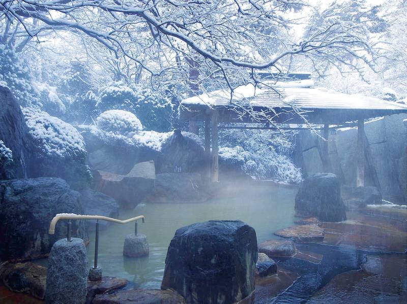非日常を味わう！雪の露天風呂