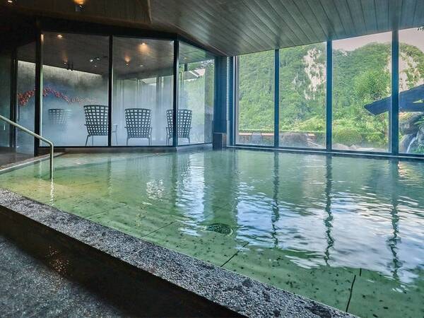 2024年7月リニューアルオープン・温泉大浴場「青軸」